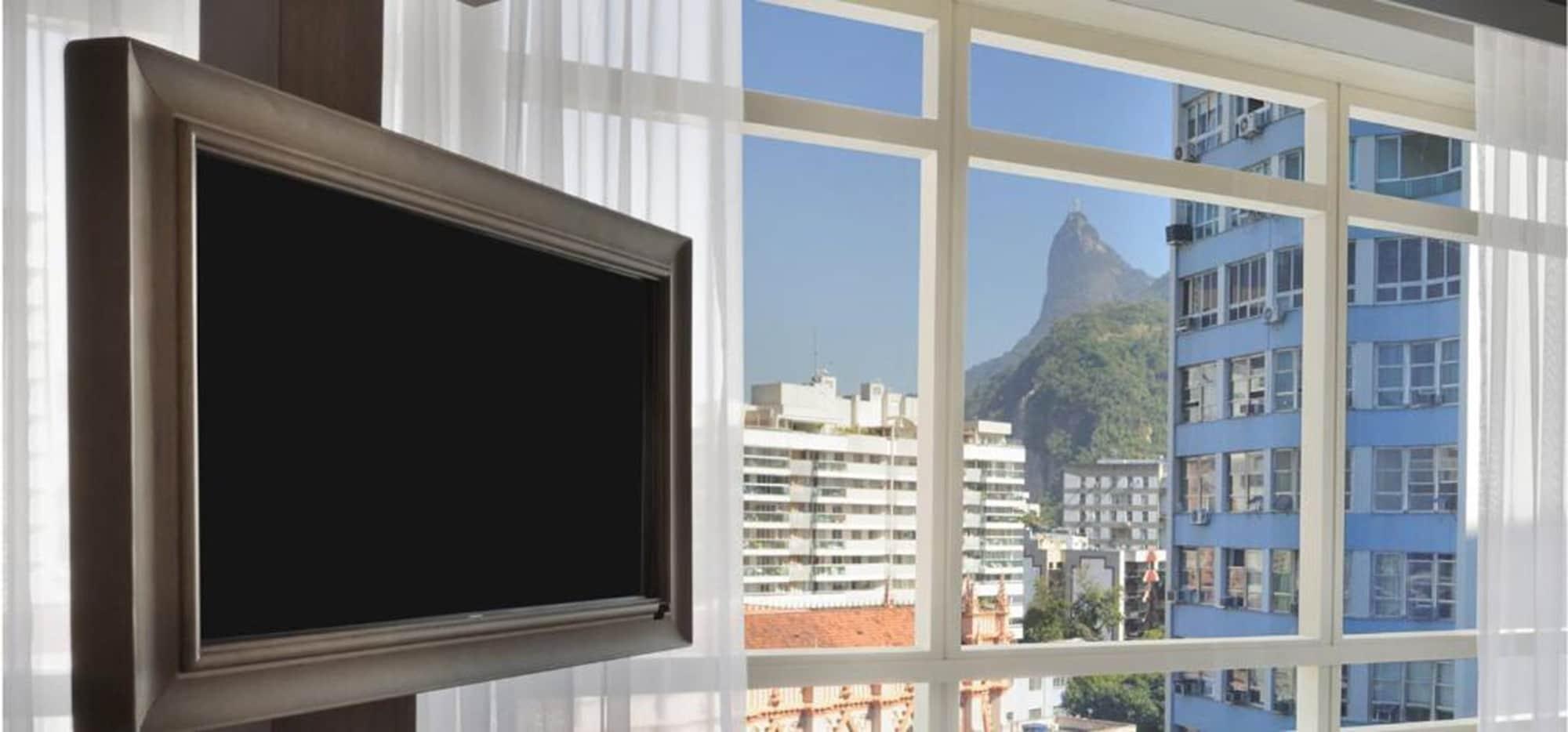 Hotel Yoo2 Rio De Janeiro, Tapestry Collection By Hilton Exterior foto View of the Sugarloaf Mountain from the hotel
