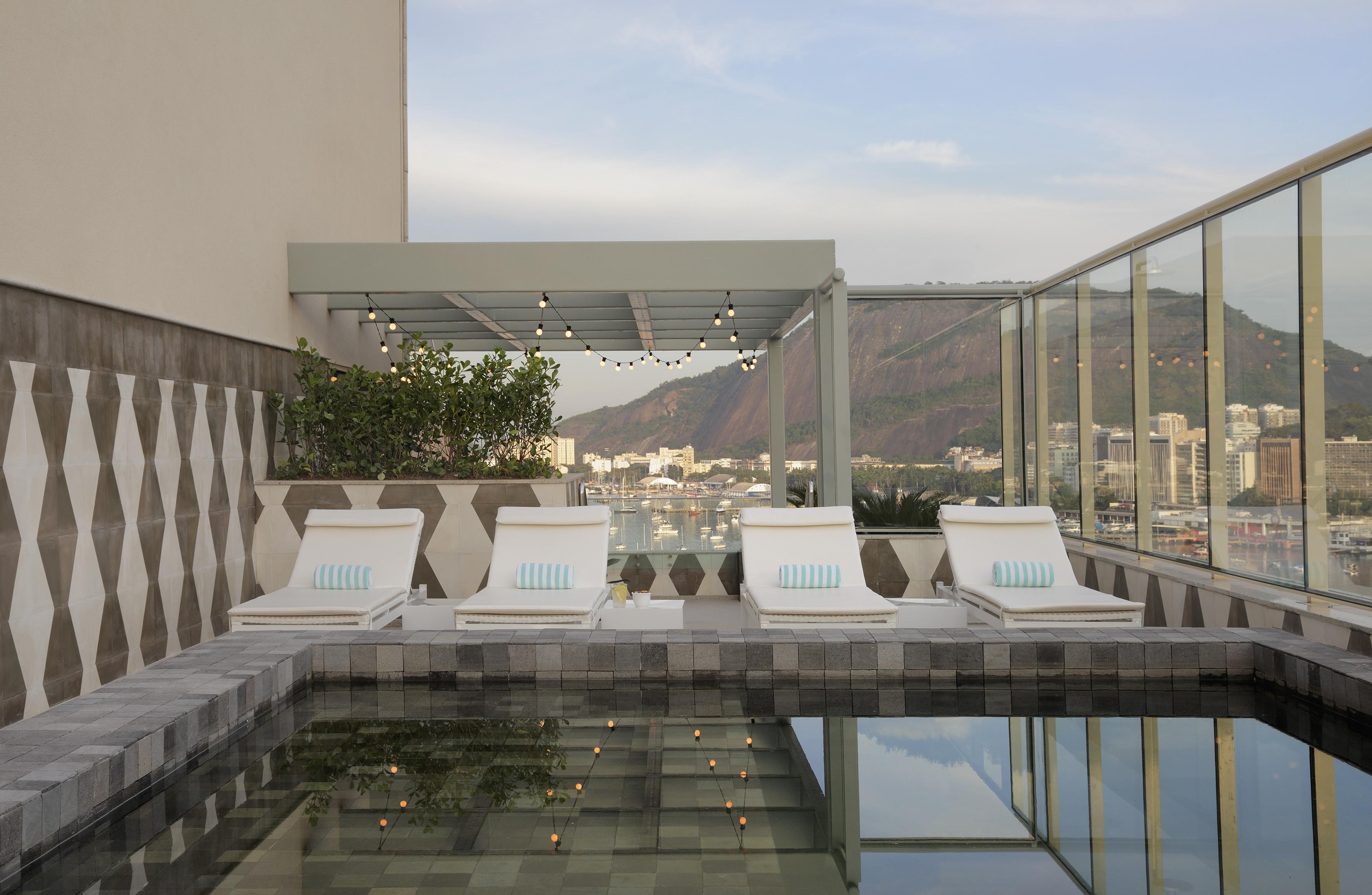 Hotel Yoo2 Rio De Janeiro, Tapestry Collection By Hilton Exterior foto The rooftop pool at the hotel